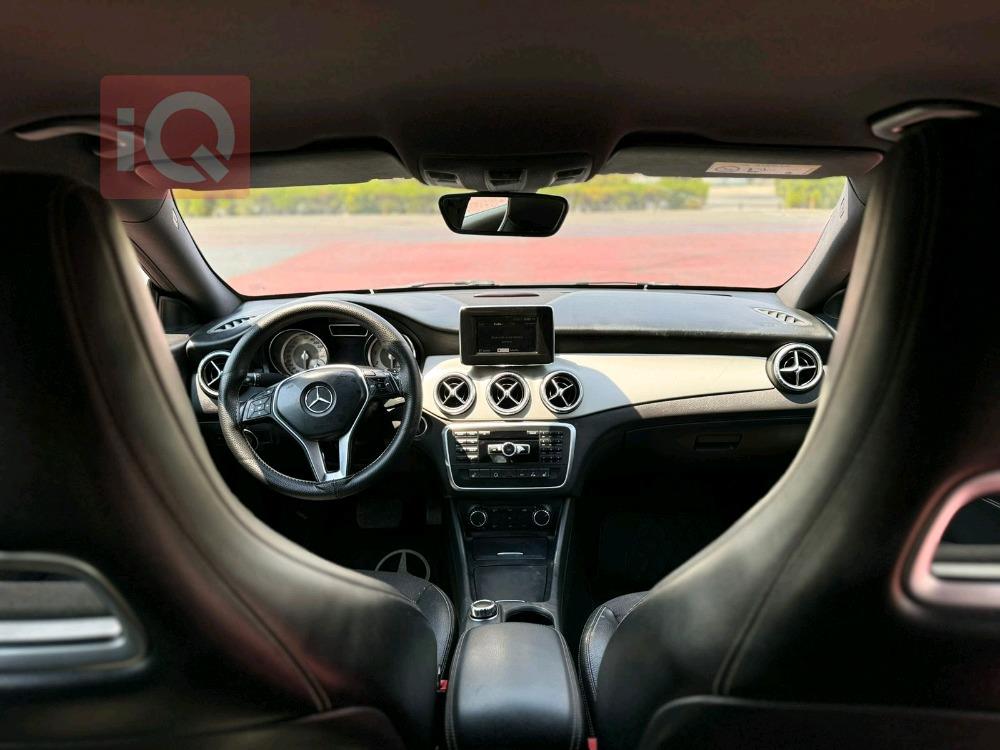 مرسيدس بنز CLA